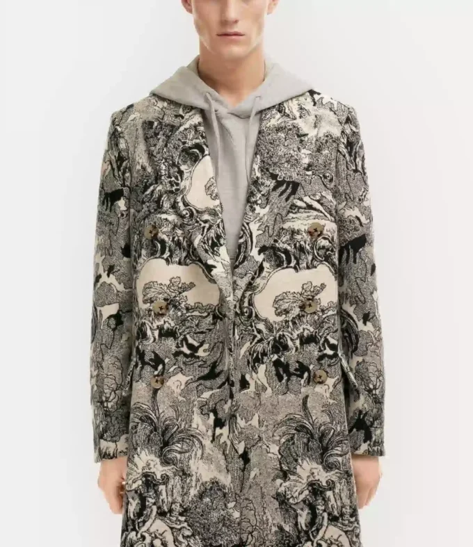 Abrigo clásico con doble botonadura