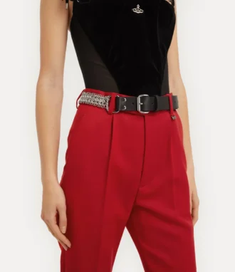 Cinturón de cuero con cadena