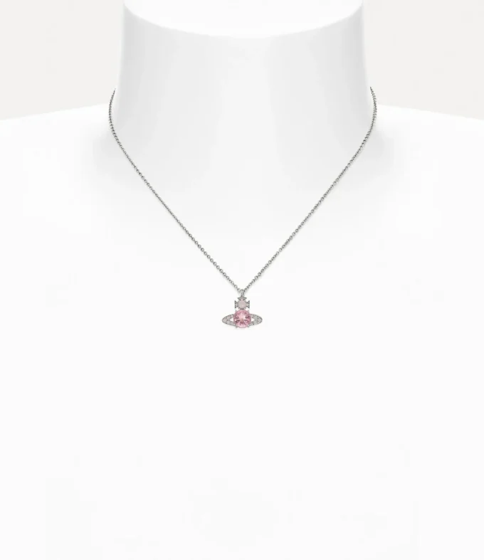 Collar con colgante Ismene