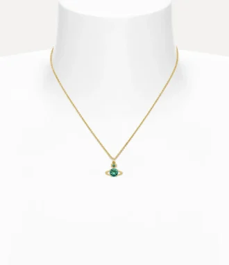 Collar con colgante Reina