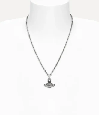 Man. Collar con colgante Carmelo Bas Relief